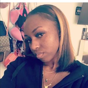 Meet your Posher, Semia